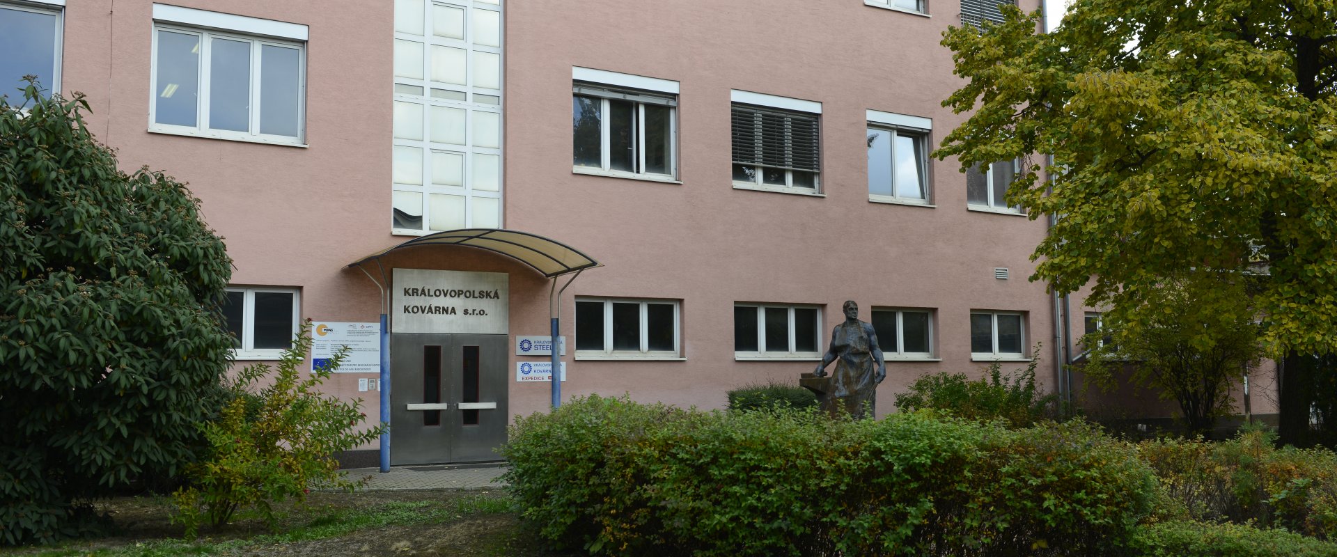 Kontakty